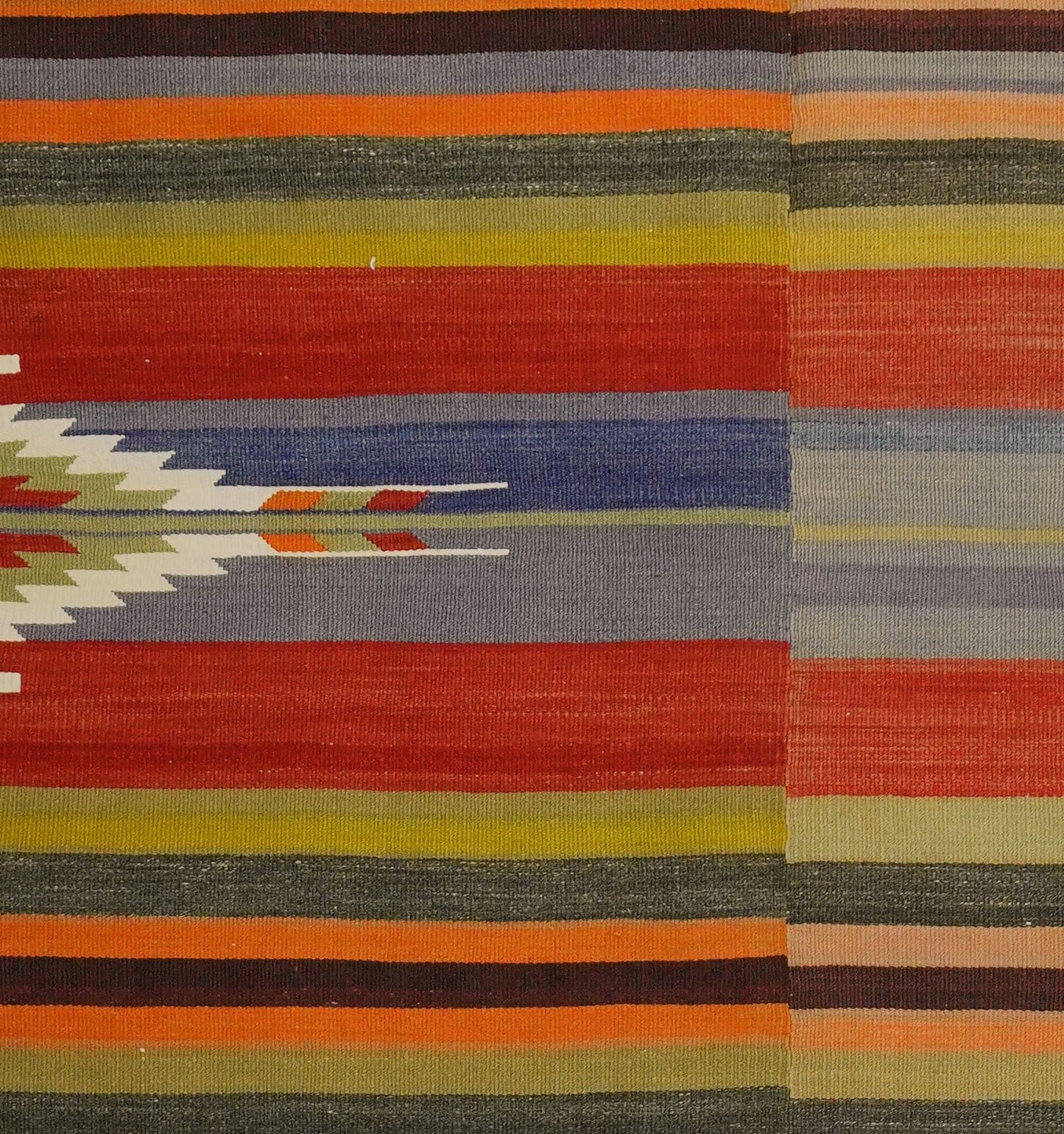 Détail du tissage – Tapis kilim ancien Adana 250×153 cm, laine naturelle tissée main