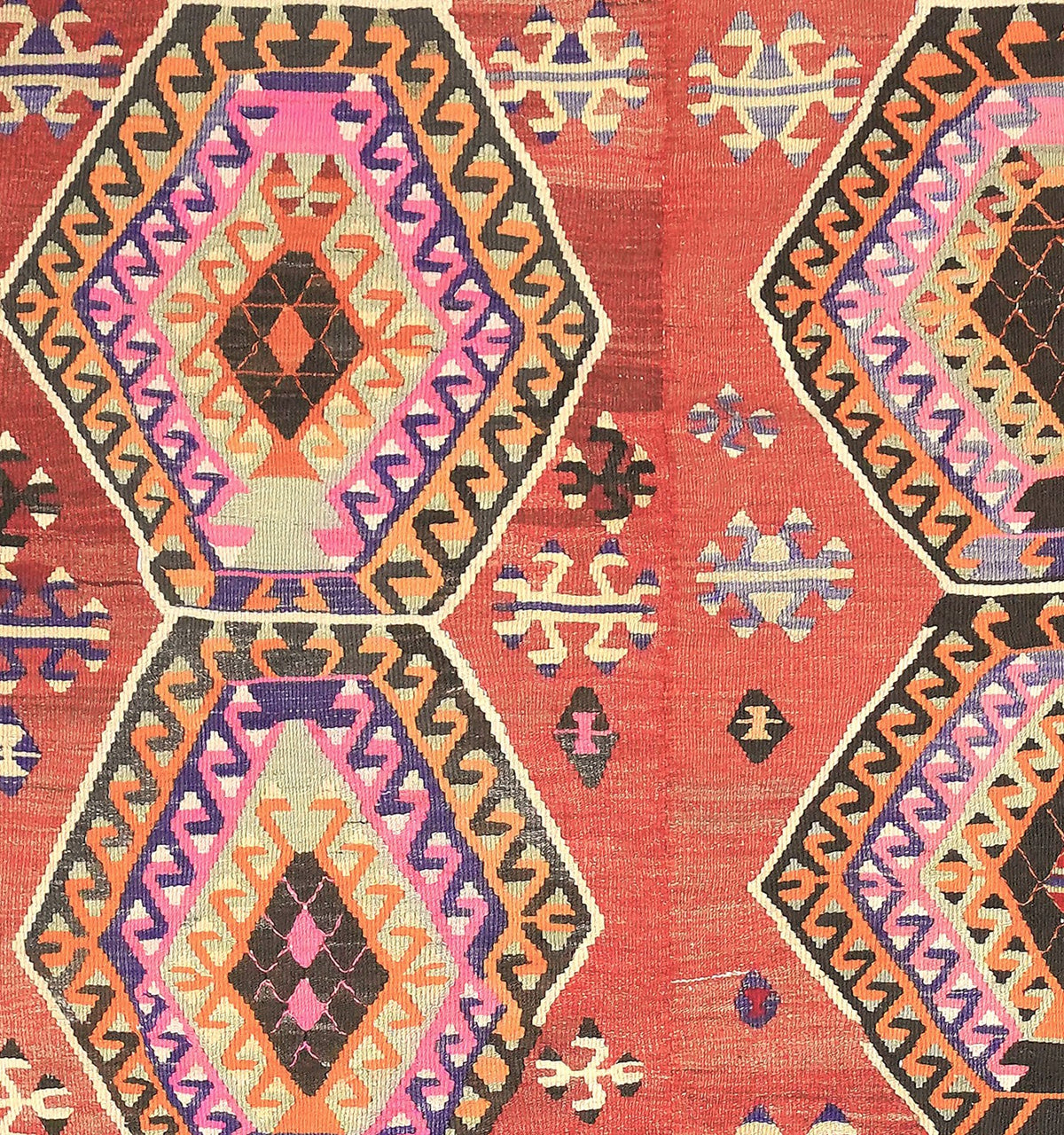 Détail du tissage en laine du kilim Adana tissé à la main (provenance Adana)