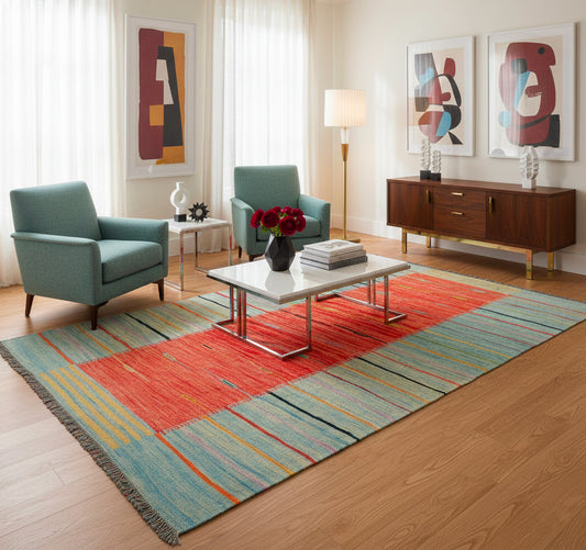 Kilim Art Deco 302 x 202 cm en situation dans un intérieur moderne – Décoration provenance Nord Ouest-Afghanistan