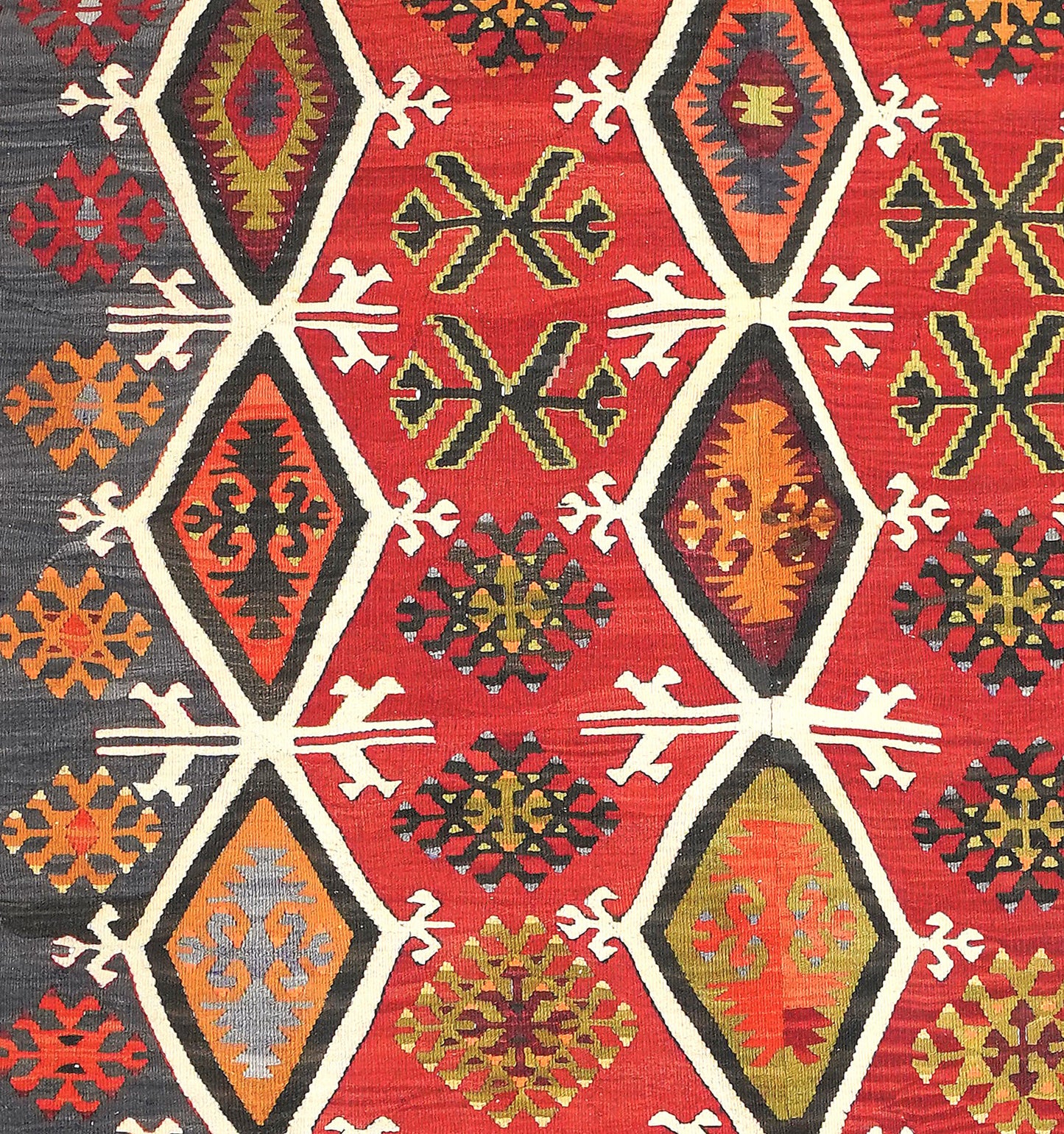 Détail du tissage en laine du kilim Beddik tissé à la main (provenance Beddik)