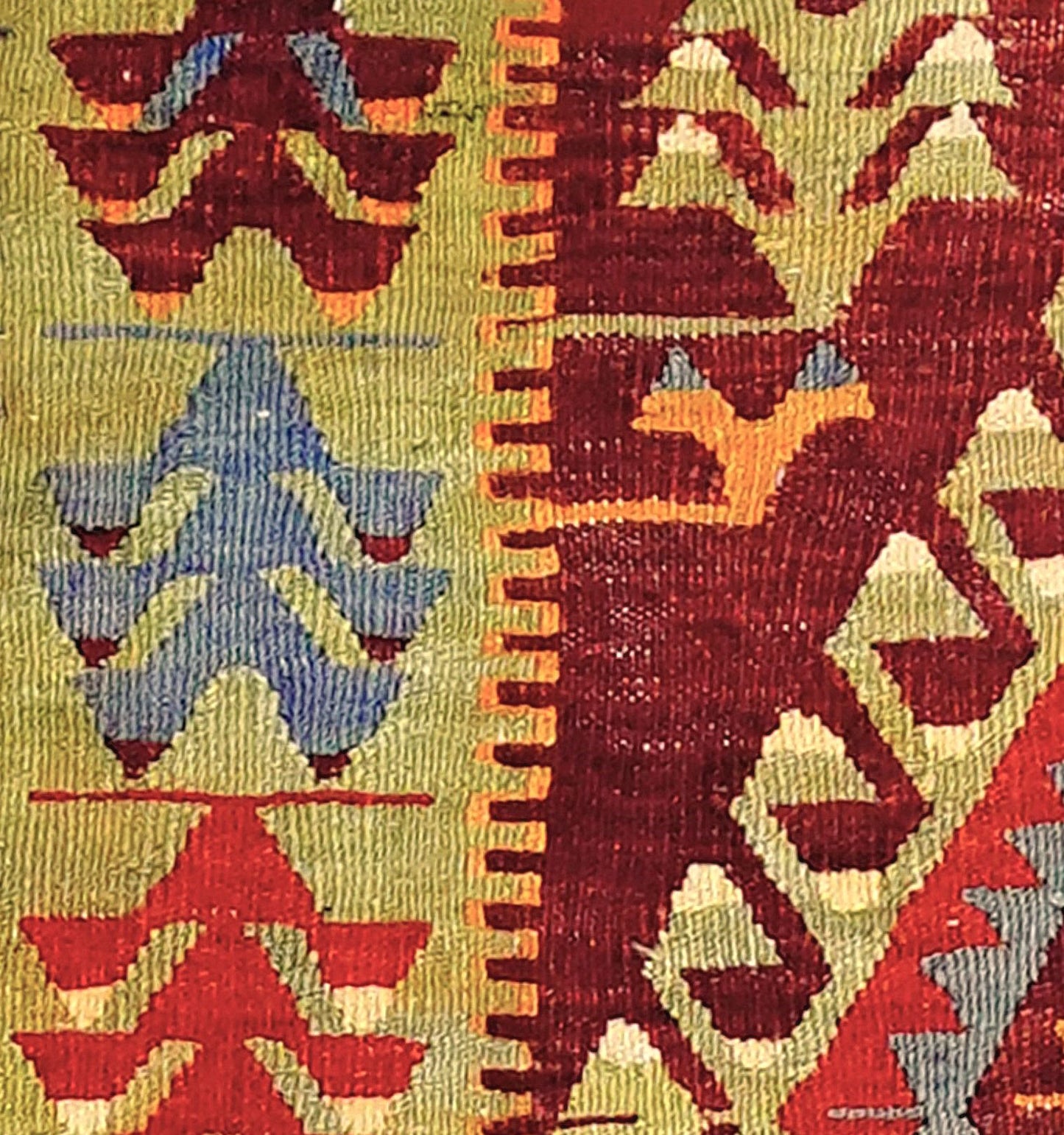 Détail du tissage en laine du kilim Cal tissé à la main (provenance Cal)