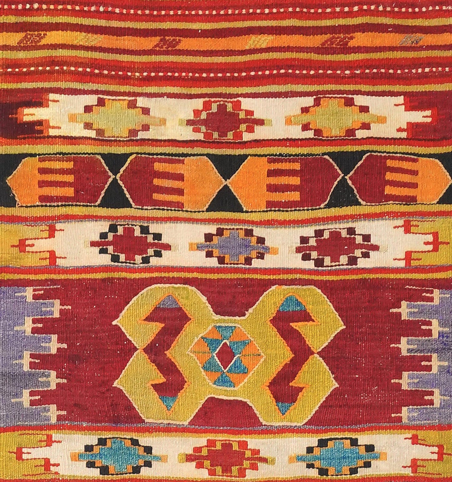 Détail du tissage en laine du kilim Cal tissé à la main (provenance Cal)