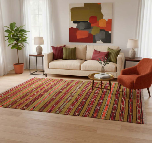 Kilim Fethiye 245 x 150 cm en situation dans un intérieur moderne – Décoration provenance Fethiye