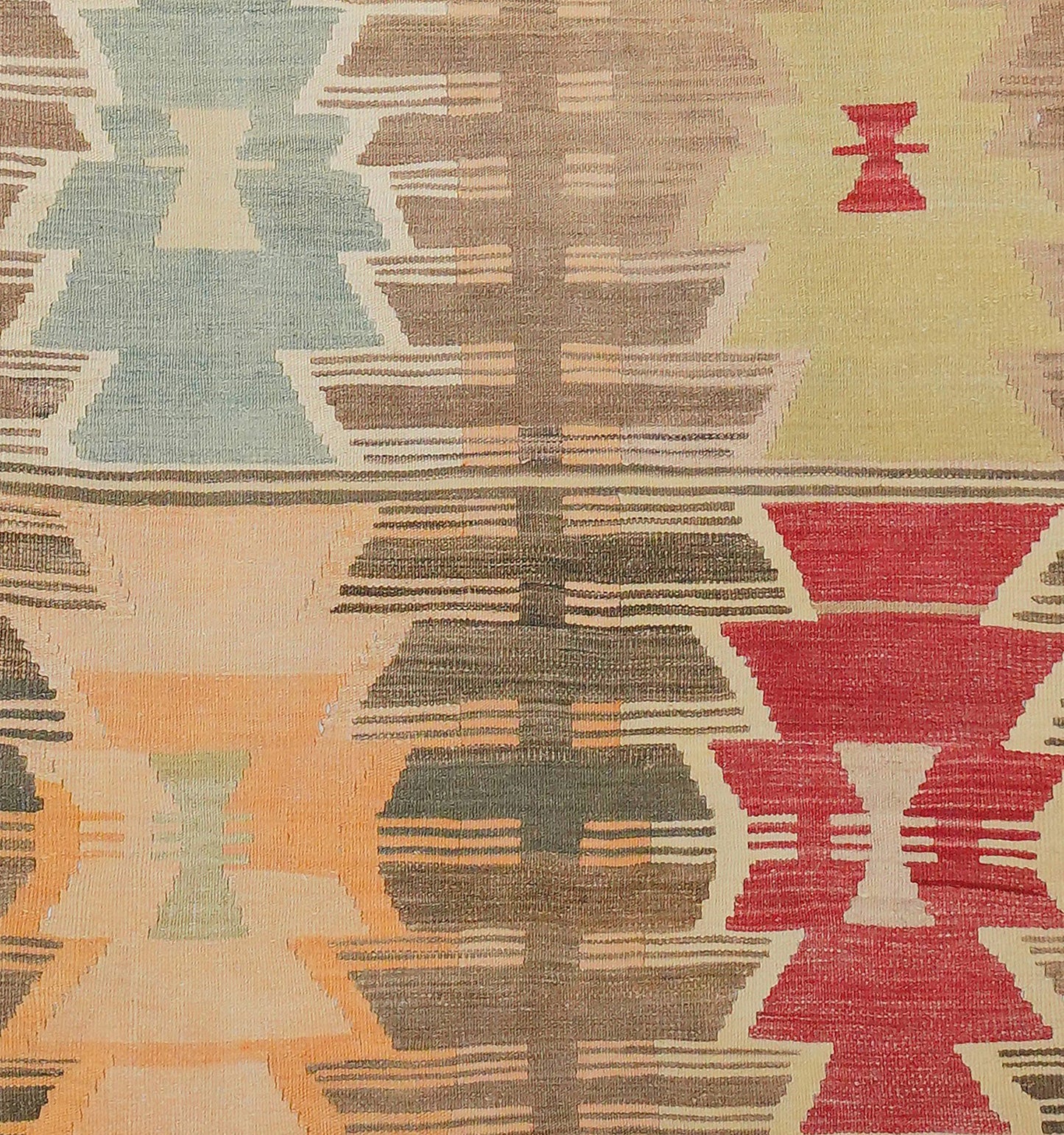 Détail du tissage – Tapis kilim ancien Konya 260×120 cm, laine naturelle tissée main