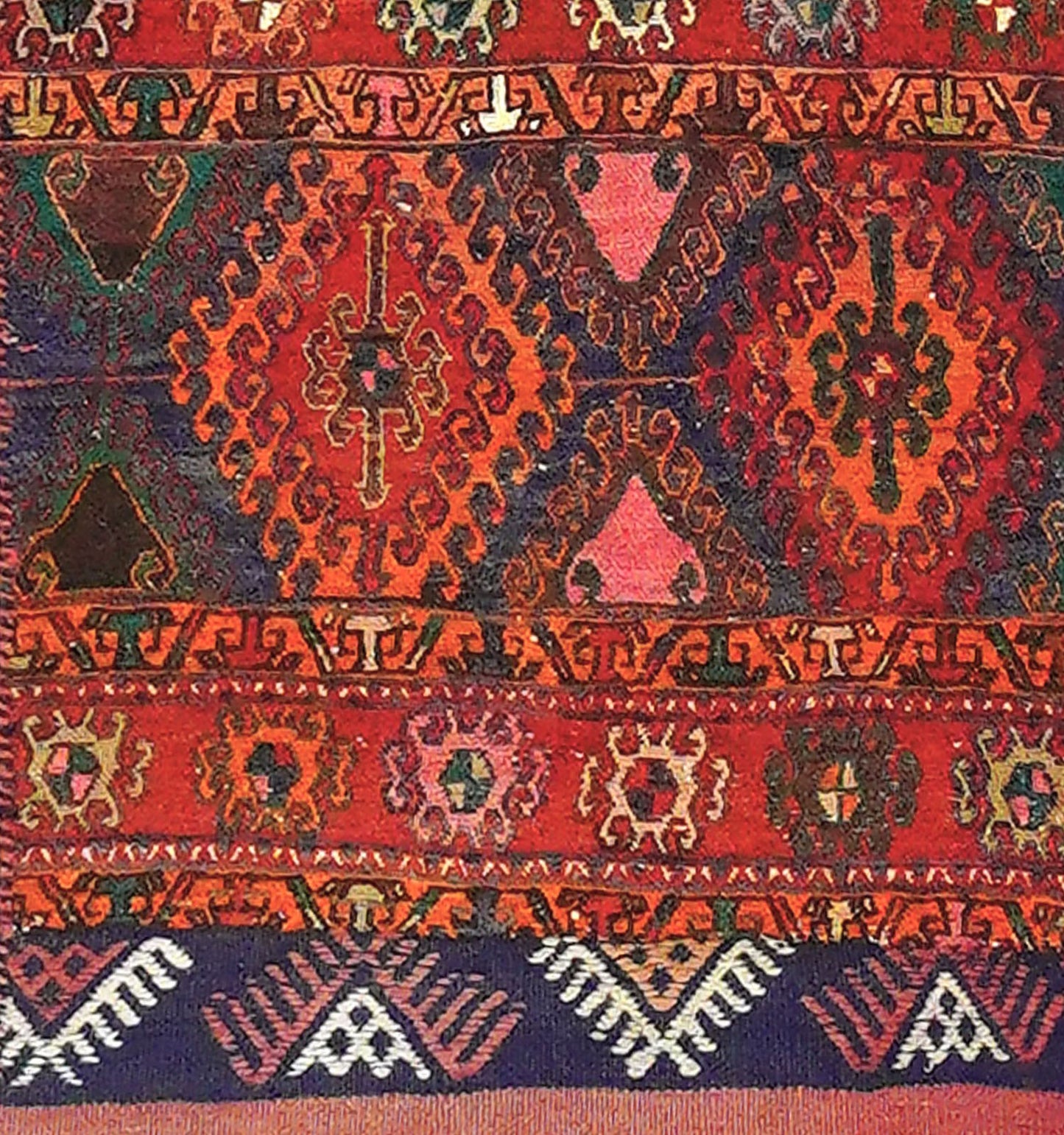 Détail du tissage – Tapis kilim ancien Soumak 154×58 cm, laine naturelle tissée main