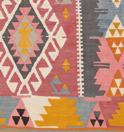 Détail du tissage en laine du kilim Adana tissé à la main (provenance Adana)
