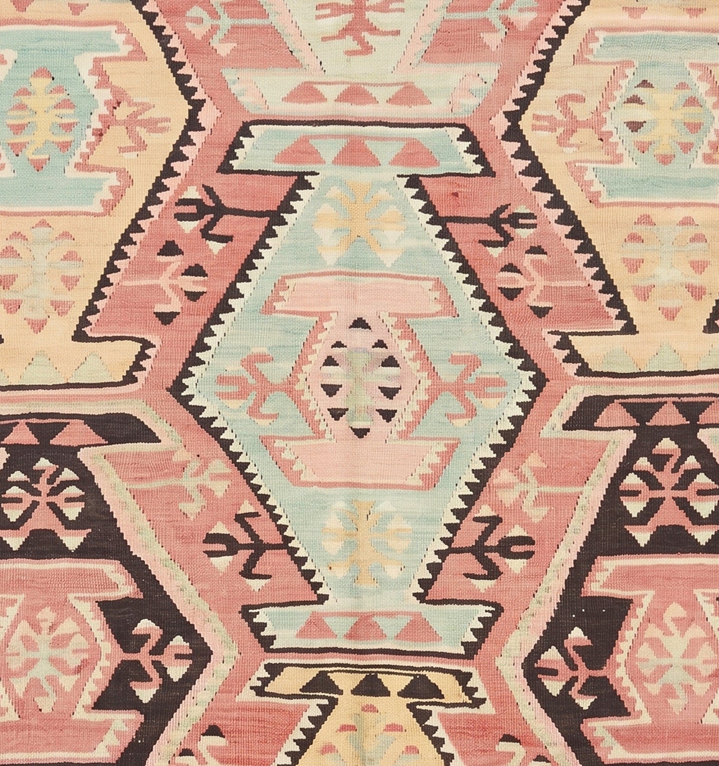 Détail du tissage en laine du kilim Adana tissé à la main (provenance Adana)