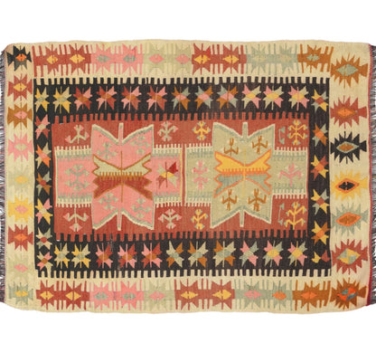 Vue horizontale du kilim Adana 139 x 99 cm – Tapis turc en laine de provenance Adana