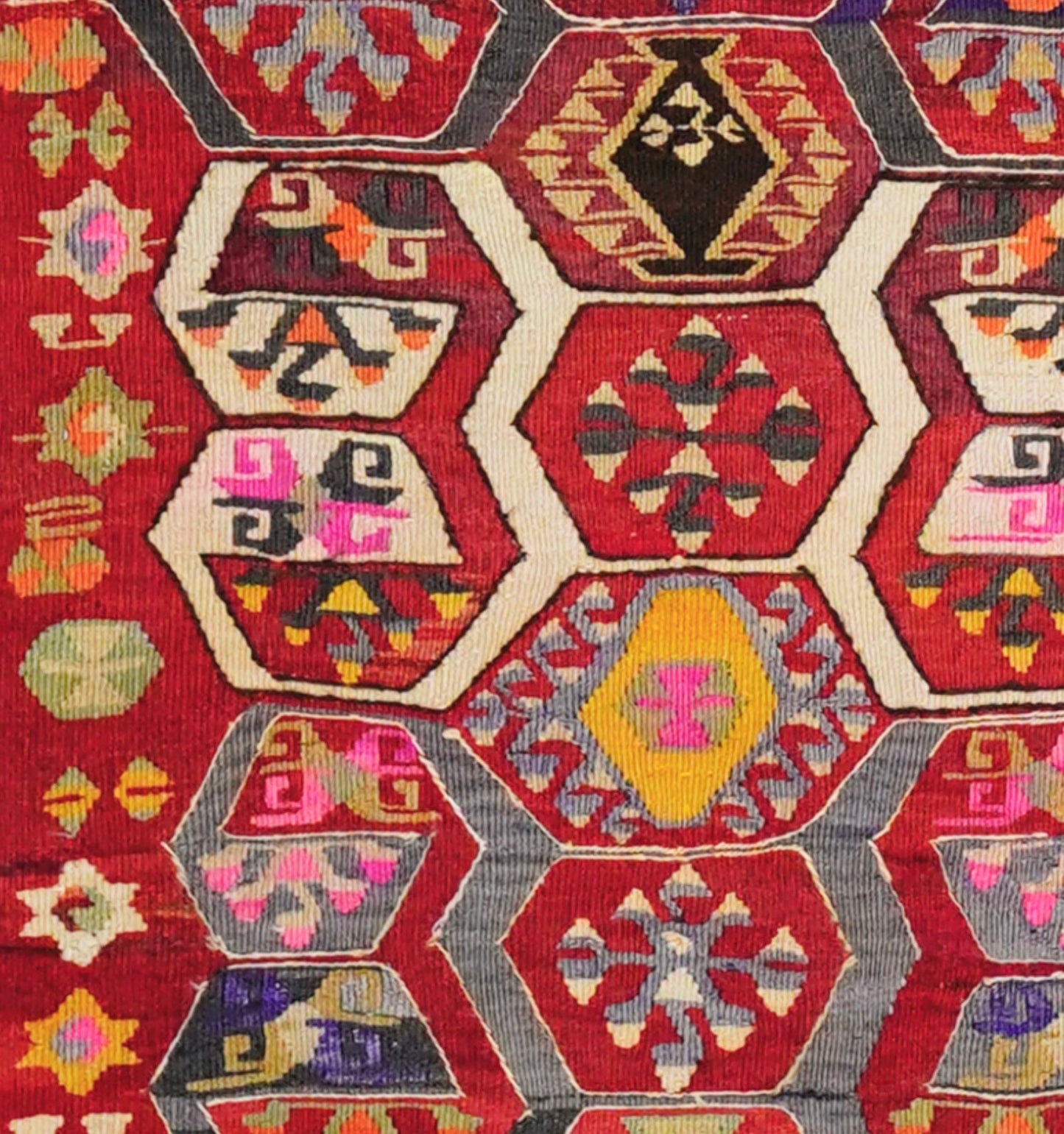 Détail du tissage en laine du kilim Adana tissé à la main (provenance Adana)