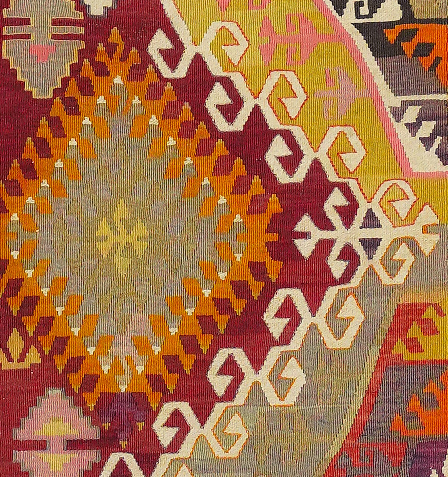 Détail du tissage en laine du kilim Adana tissé à la main (provenance Adana)