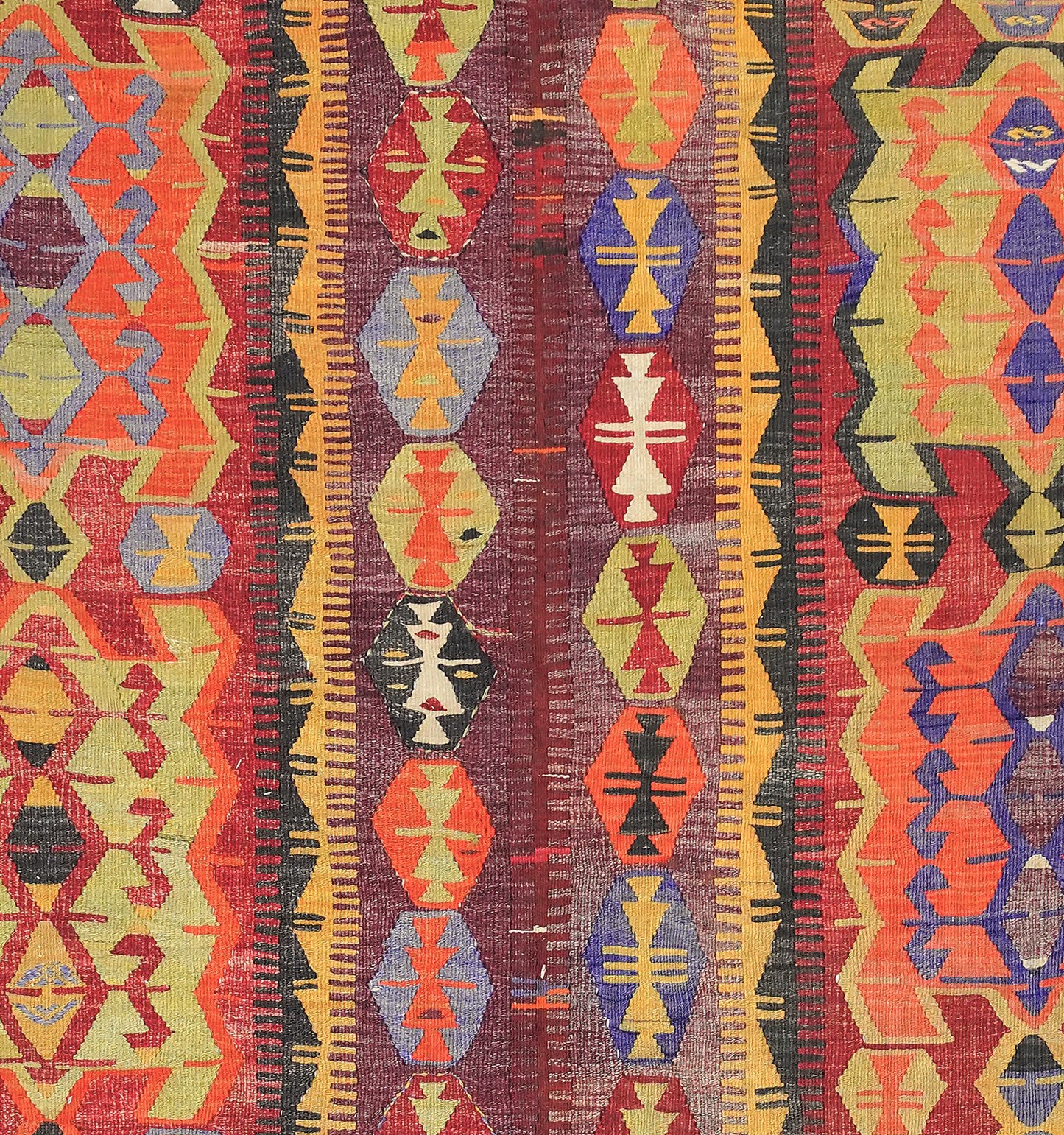 Détail du tissage en laine du kilim Akviran tissé à la main (provenance Akviran)