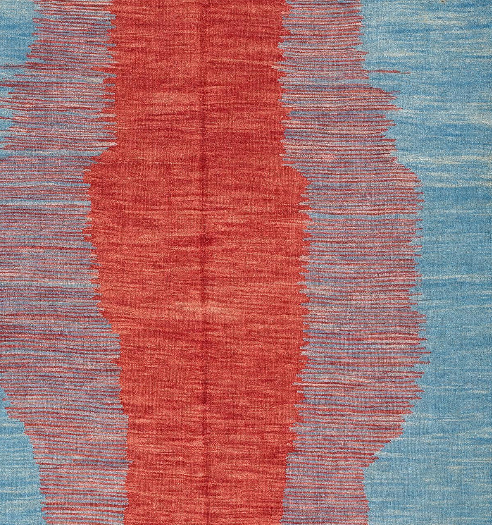 Détail du tissage kilim contemporain Art Déco ZK0322044 – fondu rouge et bleu turquoise, texture laine naturelle tissée à la main en Afghanistan