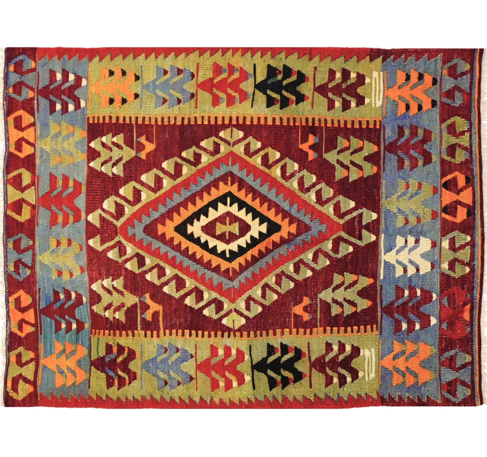 Vue horizontale du kilim Cal 130 x 103 cm – Tapis turc en laine de provenance Cal