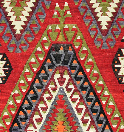 Détail du tissage en laine du kilim Cal tissé à la main (provenance Cal)