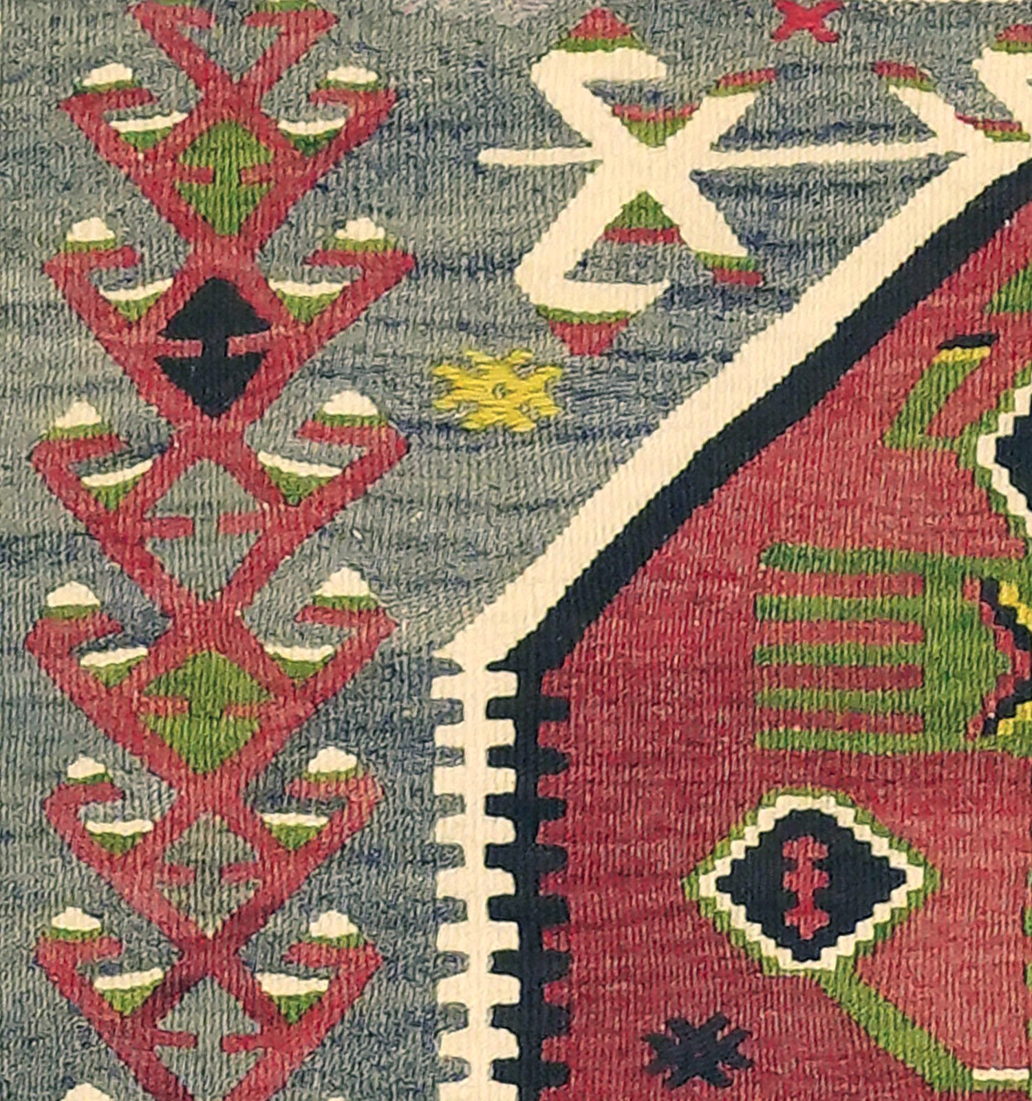 Détail du tissage en laine du kilim Esme tissé à la main (provenance Esme)