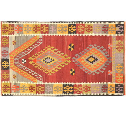 Vue horizontale du kilim Kochisar 240 x 130 cm – Tapis turc en laine de provenance Kochisar