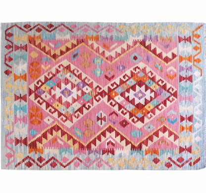 Vue horizontale du kilim Maimana 138 x 94 cm – Tapis turc en laine de provenance Maimana