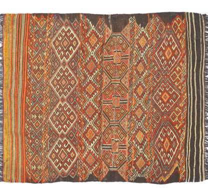 Vue horizontale du kilim Menemenci 105 x 93 cm – Tapis turc en laine de provenance Menemenci