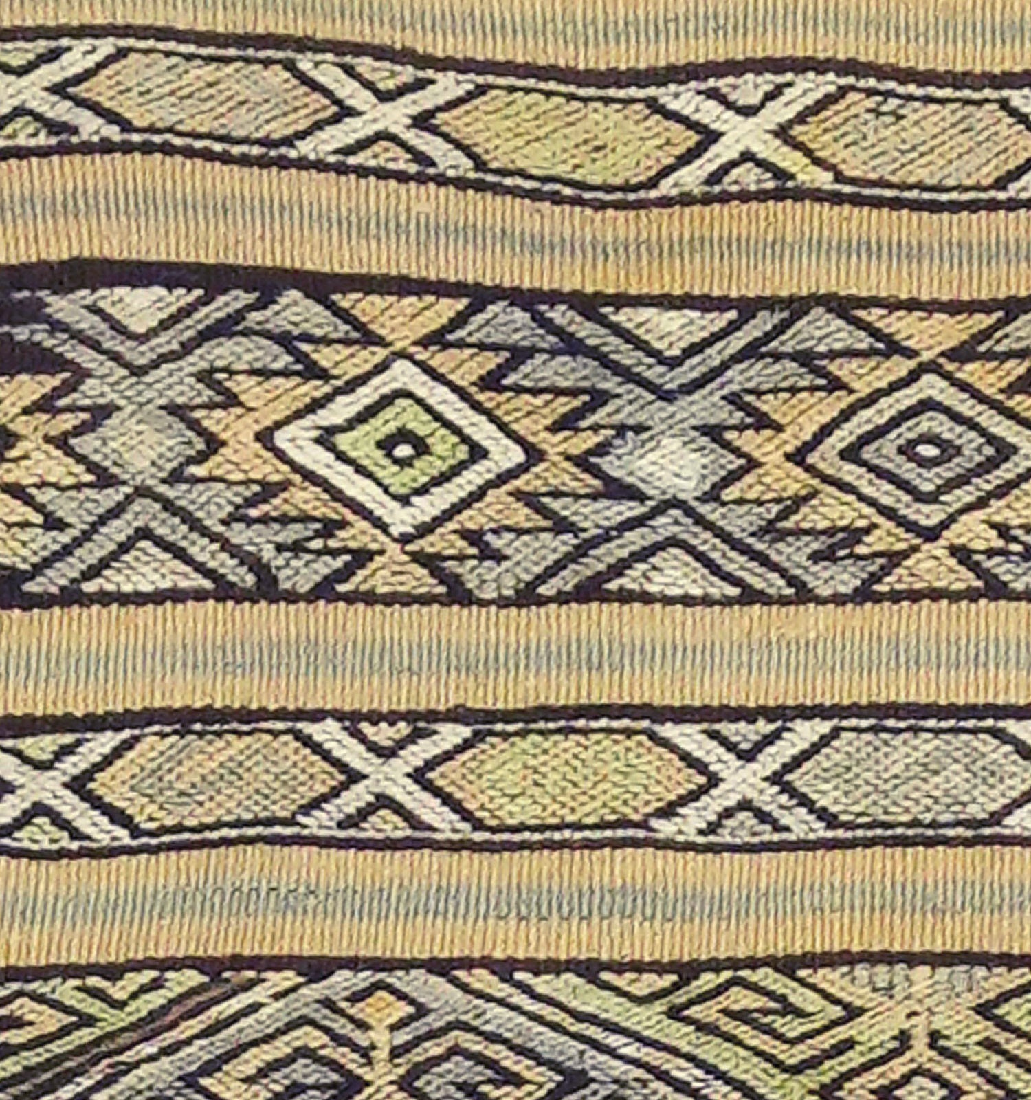 Vue horizontale du kilim Menemenci 115 x 92 cm – Tapis turc en laine de provenance Menemenci