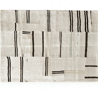 Vue horizontale du kilim Patchwork 210 x 140 cm – Tapis turc en laine de provenance Patchwork