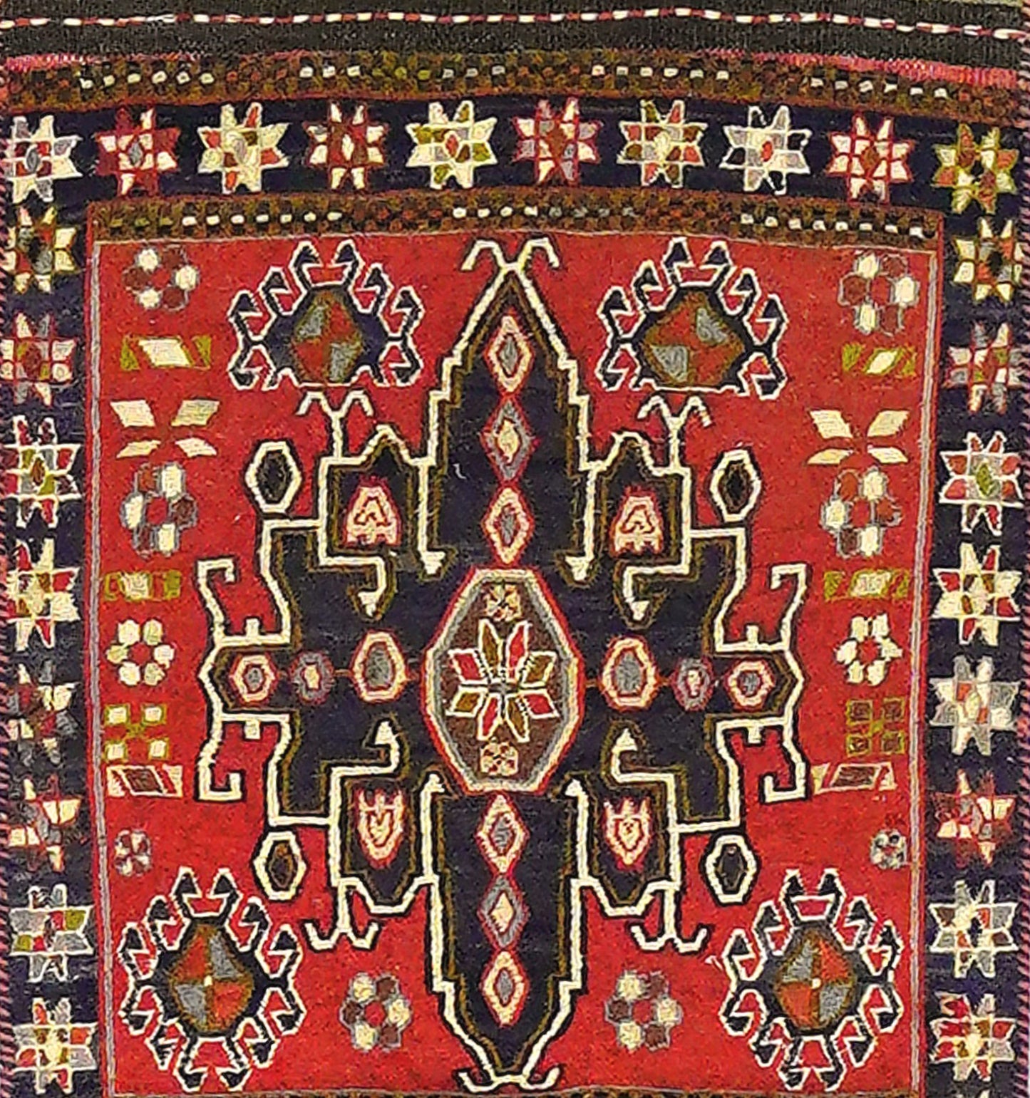 Détail du tissage – Tapis kilim ancien Soumak 152×68 cm, laine naturelle tissée main